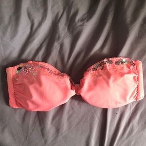 Pink bikini top